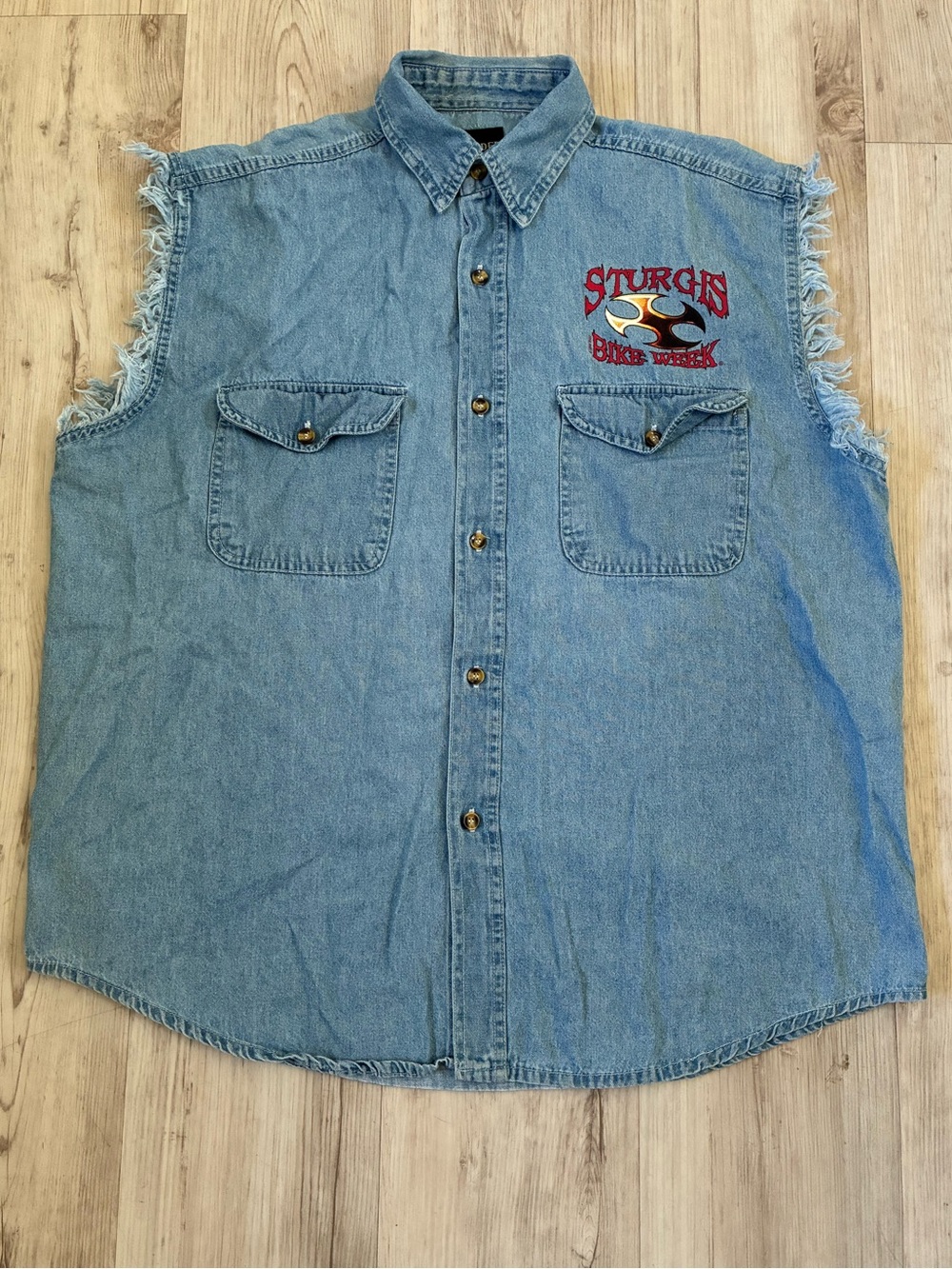Vintage 2007 Thunder Threads Sturgis Bike Week Sleeveless Button-Up